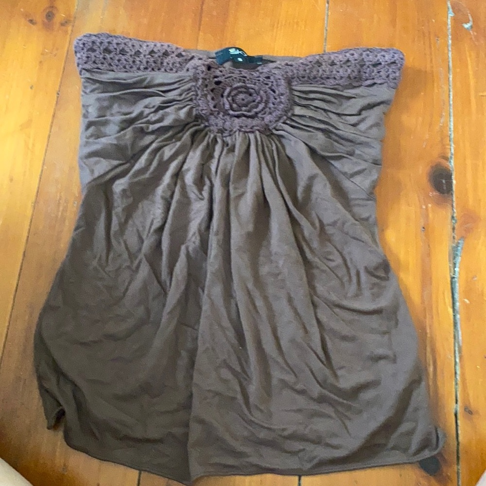 Sky top brown size small